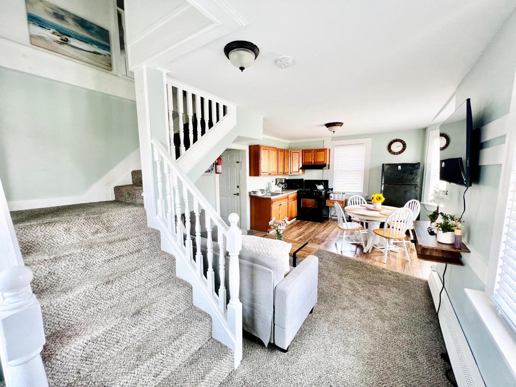 Entire Lovely 3 Bedroom, 2 Bathroom Apartment! 1 Block To The Beach And Boardwalk! Wildwood Exteriör bild